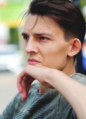 Анатолий из Рязани 34 года