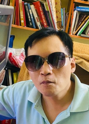 Quang, 44, Công Hòa Xã Hội Chủ Nghĩa Việt Nam, Thành phố Hồ Chí Minh