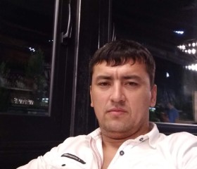 Shavkatbek, 40, Kazan