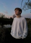 Aleksandr, 18, Tula