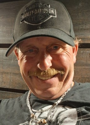 Charlie из Lewiston Orchards 58 лет