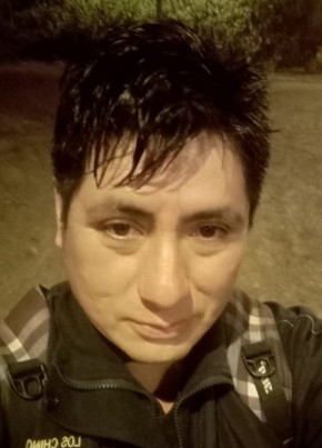 Erik из Tacna 48 лет