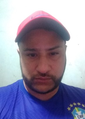 Tiago Alves roch из Pinhais 40 лет
