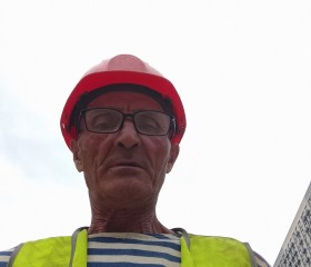 Aleksandr, 57, Kletnya