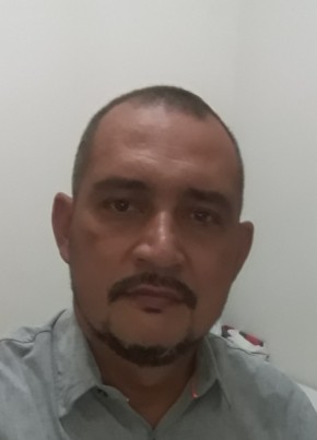 Cleider, 47, República Federativa do Brasil, Trindade (Goiás)