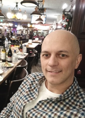 Anton, 39, Russia, Tyumen