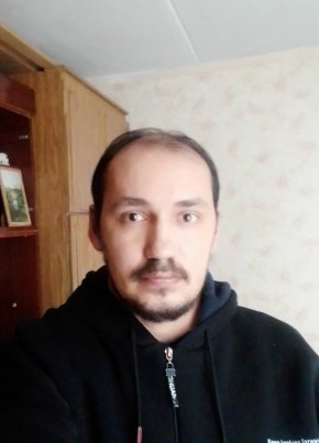 Максим, 31, Россия, Прохладный