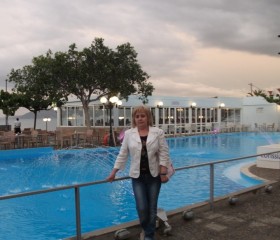 Марина, 65, Moscow