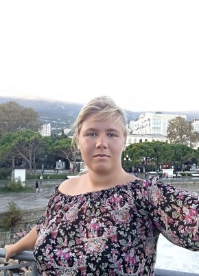 Людмила, 35, Россия, Сочи