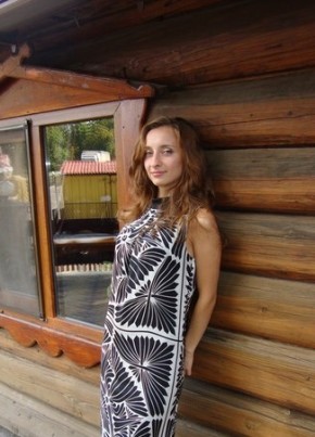 Алена, 29, Україна, Київ