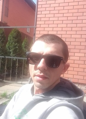 Олег, 26, Россия, Мытищи