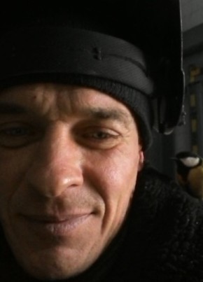 Dmitrii из Тюмени 46 лет
