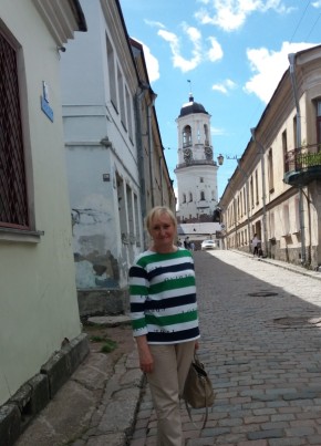 Larisa, 60, Россия, Санкт-Петербург
