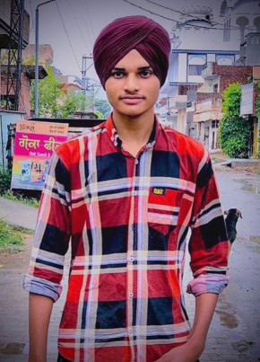 Jatinder Singh, 18, India, Patiāla