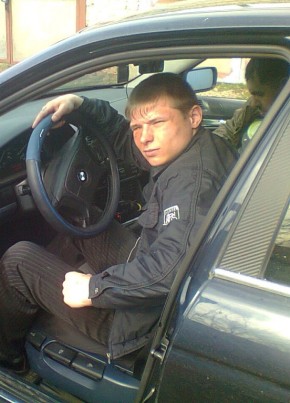 Анатолий, 30, Россия, Тула