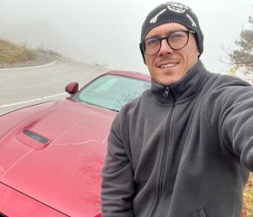 Denis, 30, Vienna