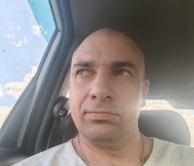 Timofey, 47, Kaliningrad
