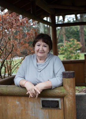   Rita, 68, New Zealand, Auckland