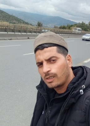 Fouad Bnbt, 31, Algeria, Annaba