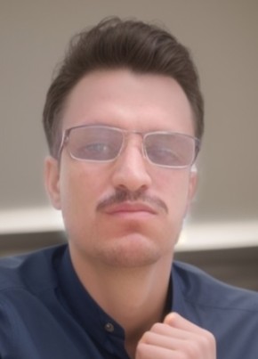 Abdullah Bushkes, 24, Yemen, Sa dah