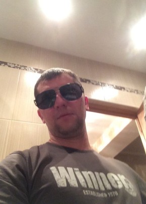 Антон, 38, Россия, Гатчина