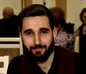 Narek H, 26, Yerevan