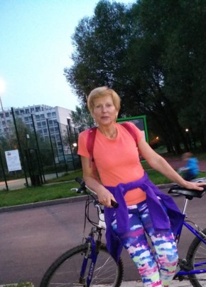 ольга, 62, Россия, Москва