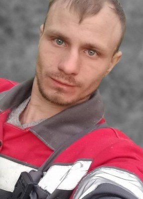 Максим, 31, Россия, Шарья