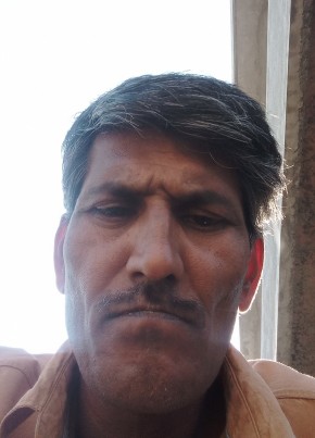 Vijay, 42, India, Sirūr