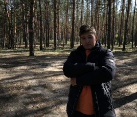 Валентин, 23 года, Харків