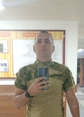 Антон, 38, Россия, Шали
