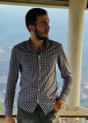 Osman altuntaş, 28, Türkiye Cumhuriyeti, Esenyurt