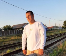 Илья, 22 года, Саратов