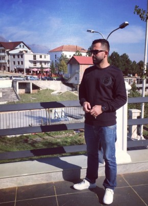 Asim, 36, Republika e Kosovës, Gjakovë