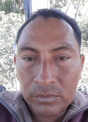 Javier Antonio, 46, República de Costa Rica, San José (San José)