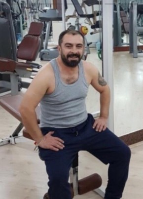 Ulaş, 43, Türkiye Cumhuriyeti, İstanbul