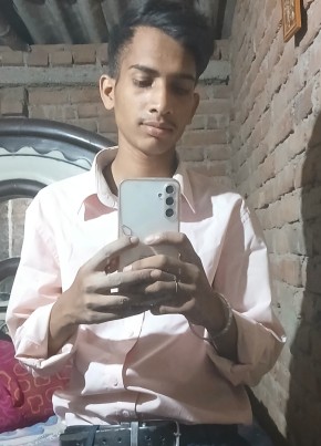 Lakshman Vishwak, 19, India, Lucknow