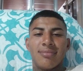 Fabián, 25, Liberia