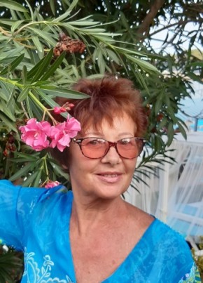 Полина, 68, Россия, Сосновый Бор