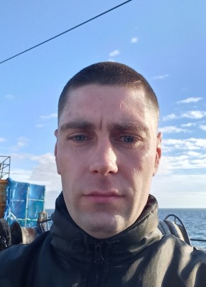 Иван из Дальнегорска 37 лет