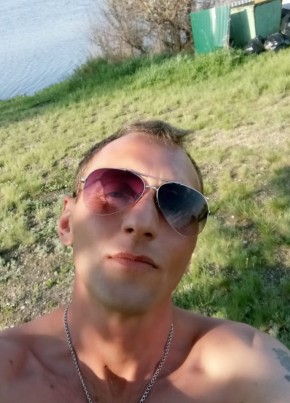 Влад, 46, Россия, Сургут