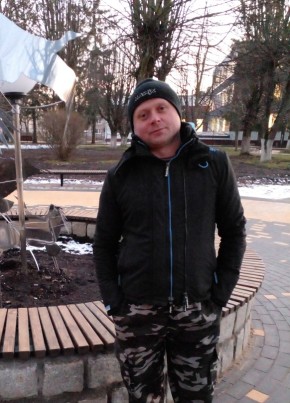 Виталий, 38, Россия, Гусев