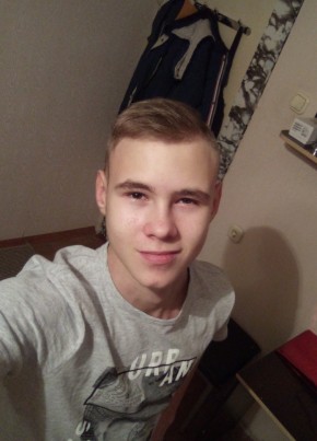 Виталя, 22, Россия, Москва