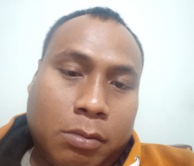 Agus, 18, Pundong