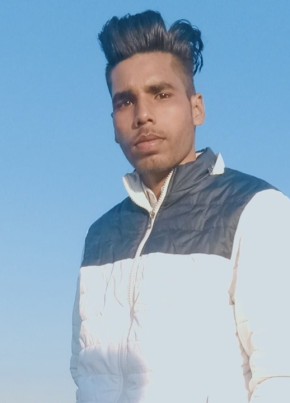Karandeep, 22, India, New Delhi