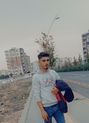 Kadir, 24, Türkiye Cumhuriyeti, Diyarbakır