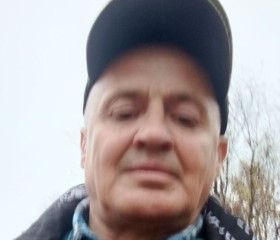 Виктор, 63 года, Київ