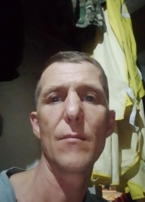Слава из Промышленнаи 44 года