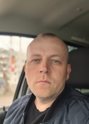 Павел, 40, Россия, Псков