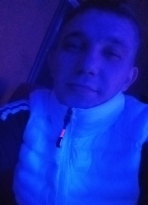 Aleks, 30, Russia, Artem